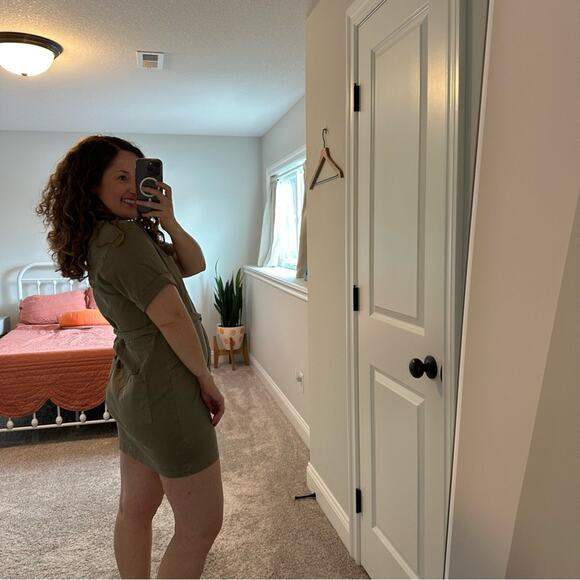 NWT Tuckernuck Velvet by Graham & Spencer Green Button Front Mini Dress Small - Picture 3 of 14